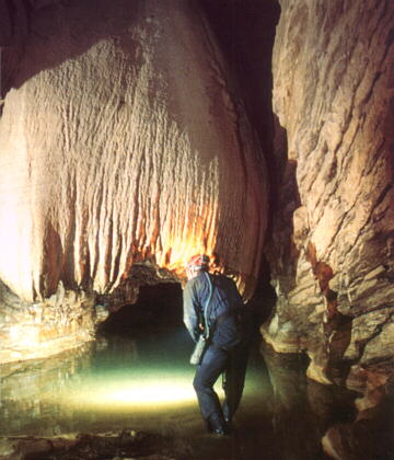 La Piedrona Cave, Mexico, photo: G. Kuspiel